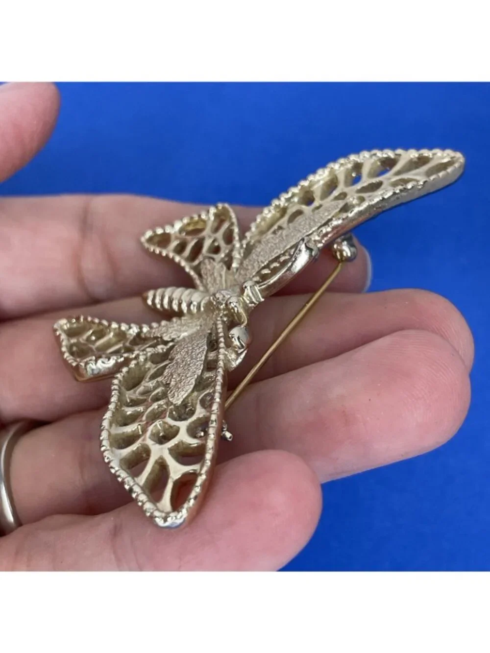 Vintage Signed SARAH COV Butterfly Brooch Gold-tone Open Work Textured Pin
